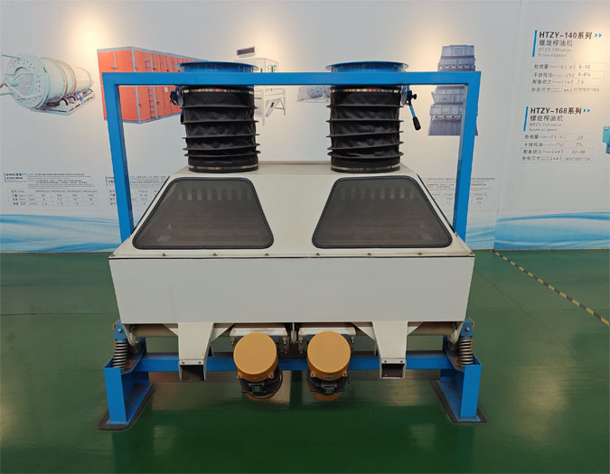 Oilseed cleaning equipment